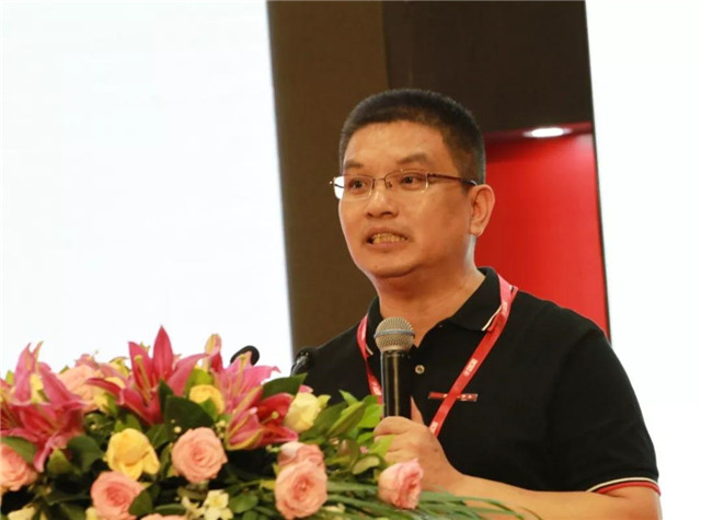 叼嘿视频网站陶瓷集团董事长助理黄河