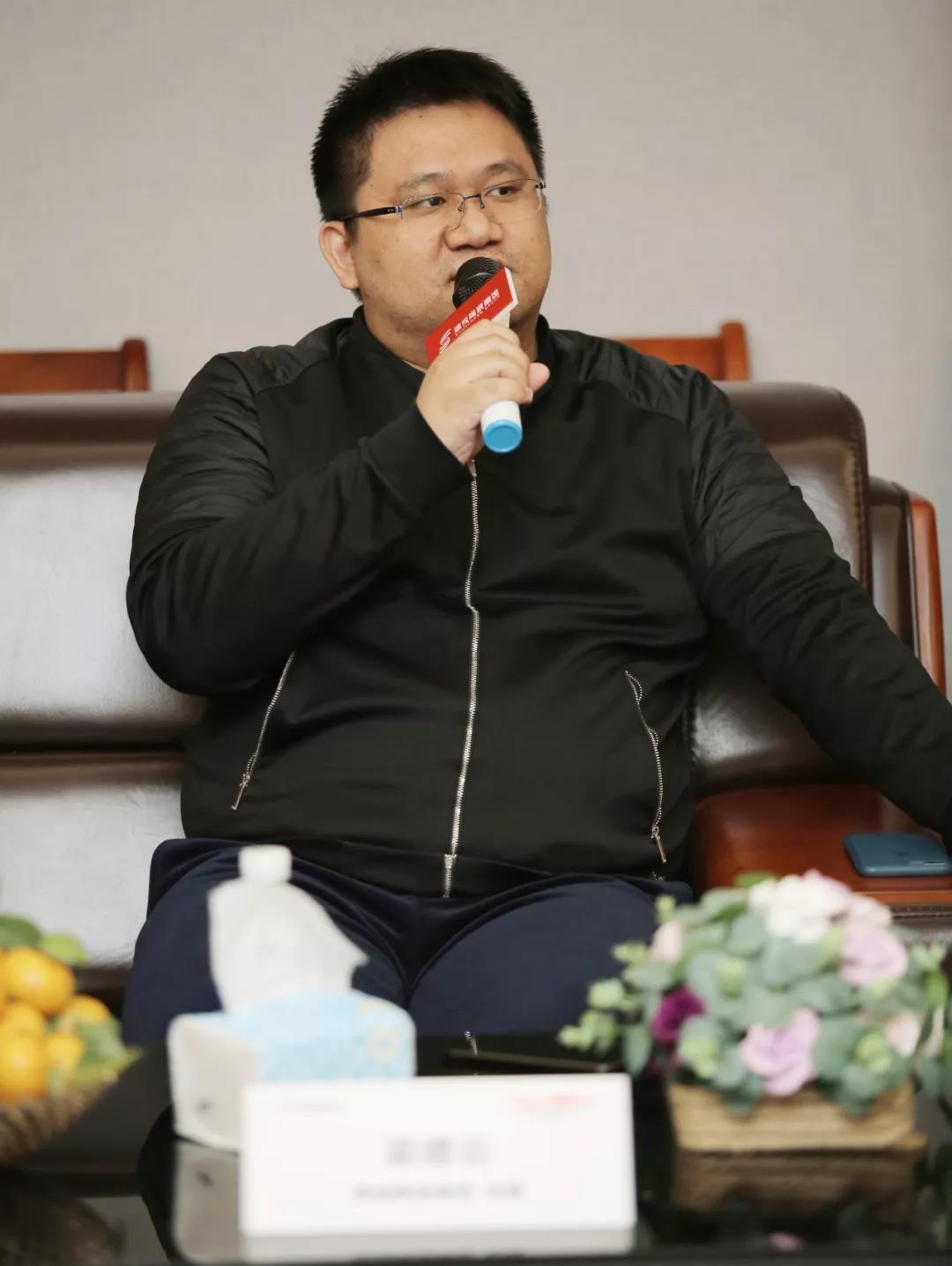 叼嘿视频网站陶瓷集团大规格瓷质薄板
